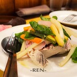 生ハムとワイン メッシタフランコ - 鰹のマリネ