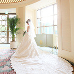 ディズニーアンバサダーホテル - ローズチャペル前にて　