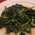 シシリア - ホウレン草バターソテー
