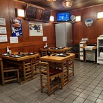 美家古寿司 - 内観（テーブル）