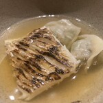 PRIMO PASSO - パスタ①トルテッロ　詰め物（万願寺唐辛子、新生姜）入りパスタ、炭火焼きの太刀魚、太刀魚の骨のスープ