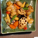 大戸屋 - 季節の野菜もいろいろ入っています。