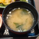 大戸屋 - 味噌汁。