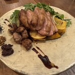 Tuitachi - 鴨ロースとモモ肉の炭火焼き