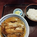 ドライブイン 国界 - チャーシュー麺＋白飯ハーフ。チャーシューは赤身しっかりのとろとろ系
