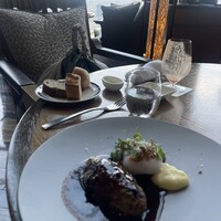 DINING & BAR TABLE 9 TOKYO - 