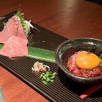 よろにく - シンシンの刺身 / ユッケ