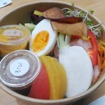 カラダととのう店、Vege小屋。 - まかないサラダ