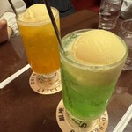 YOU - フロート付きドリンク