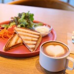 RONIN Coffee - Hot Sandwich & Cafe Latte