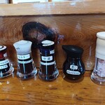 とんかつ あづま - 卓上調味料、ソース3種類のほか岩塩と醤油