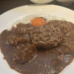 Sion - ビーフカレー　ハンバーグ90g +たまごトッピング