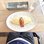 カフェ フオネ - オムライス・自家製ケチャップのチーズトッピング