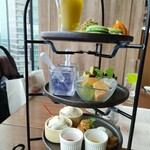 The Living Room with SKY BAR - 