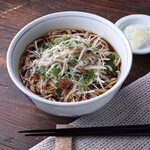 吉祥庵 - 釜揚しらすと香味野菜の冷やしかけそば