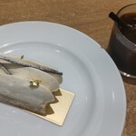 ア コテ ドゥ テ - 