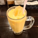 蛸屋のカレー屋さん - マンゴーラッシー