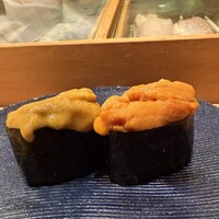 伊勢鮨 - ムラサキ雲丹・馬糞雲丹