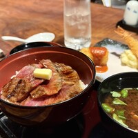 赤坂 津つ井 総本店 - 