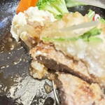 みのるダイニング - 牛肉、豚肉のハンバーグ