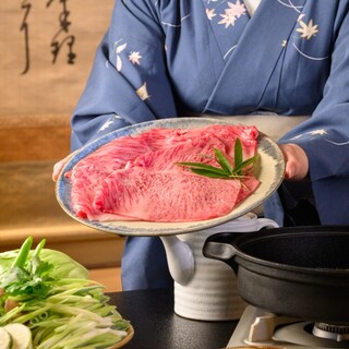 【個室確約プランあり】スタッフがお作りするすき焼き