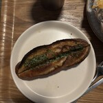 パン・デ・フィロゾフ - ガーリックバケット。がちうまい