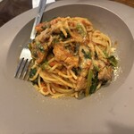 トラットリア アニモ - カツオとほうれん草のトマトソース