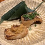 銀座 しのはら - スズキ　鱧寿司　粟麩の田楽