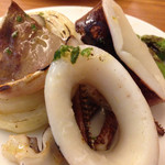 ダ・マルコ - 取り分けてくれます。