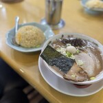 うまいヨゆうちゃんラーメン - 