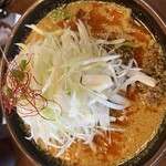ラーメン南の - 背脂担々麺ネギトッピング