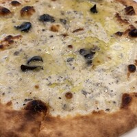 Serafina NEW YORK さいたま新都心店 - トリュフのピザ