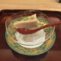 割烹ひら川 - 水無月豆腐と出汁のジュレ