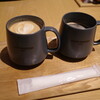 コーヒーロースタリーメグロ - カフェラテとコーヒーアメリカーノ