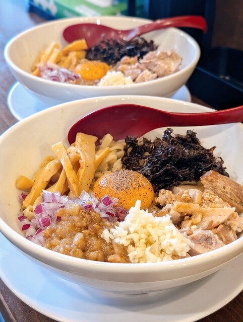 butaramenippomaehe photo 2