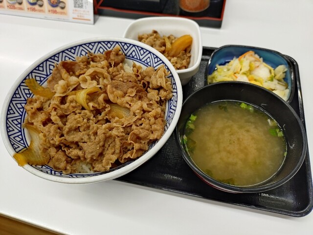 吉野家 38号線帯広店 - 帯広（牛丼）の写真