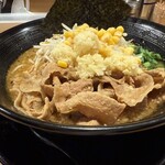 肉盛り みそラーメン 侍倶楽部 - 
