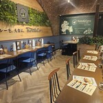 津の田カリー 甲子園プラス店 - 内観