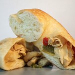 パン工房 Riso - ・ガパオベーグル 486円/税込