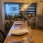 Frérot - カウンター席はアラカルト利用やバー利用にどうぞ