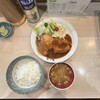食堂 ゝ月