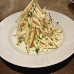 305854012 - 根セロリとりんごのサラダ