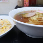 中華料理たつみ - Ａセット（ラーメン＋半チャーハン）