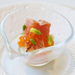 ヌーヴェル・エポック - ランチコース 14450円 の桜鱒のマリネ