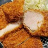 松のや - 国産雪国育ちロース&丸太ヒレかつ(近景)