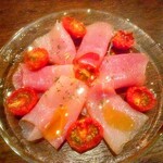 昼月MIDDAY MOON CAFE - ドライトマトが甘い