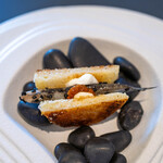 プレゼンテ スギ - 2025.6 片口鰯の胡麻漬け パニーニ トマトソース 水牛ミルクの水切りヨーグルト