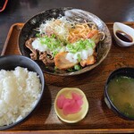 葵 - 牛肉のおろしポン酢&からあげおろしポン酢定食