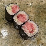 神田錦町 鮨たか晴 - 鉄火巻き