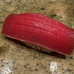 神田錦町 鮨たか晴 - 鮪（境港）柵漬け